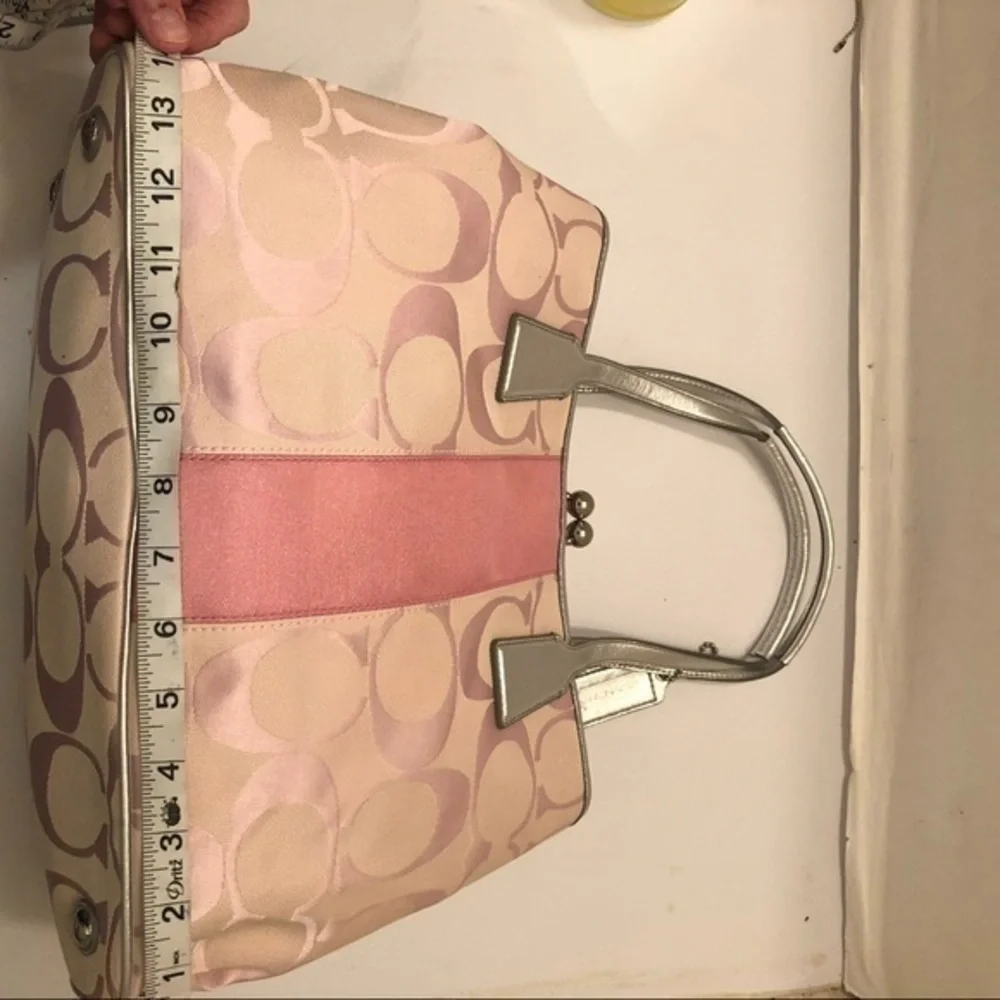 Coach f13553 y2k pink signature silver leather kisslock striped tote bag